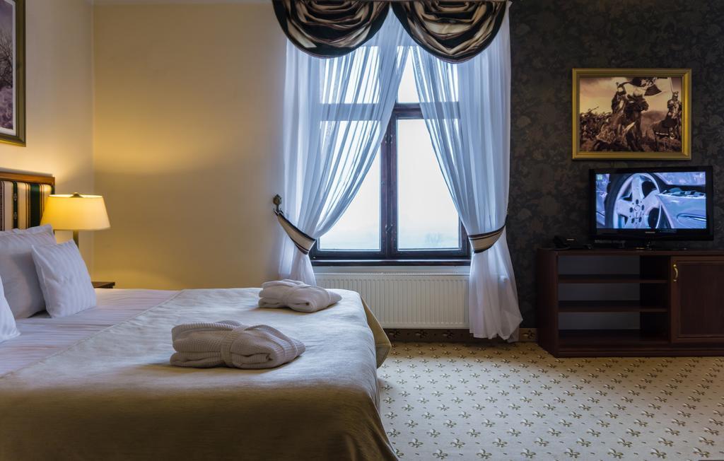 Zamek Gniew - Palac Marysienki Chambre photo